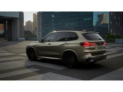New 2026 BMW X5 sDrive40i w/ M Sport Package RWD image 2