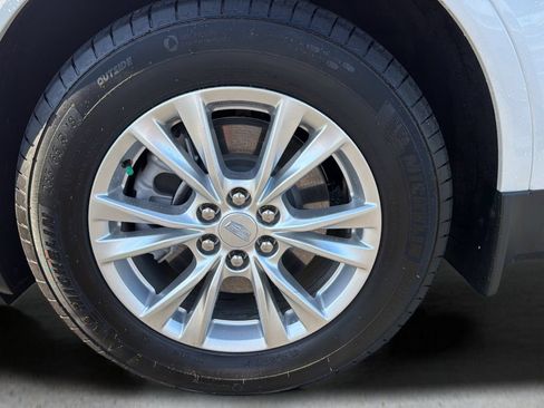 Certified 2026 Cadillac XT5 Luxury FWD image 9