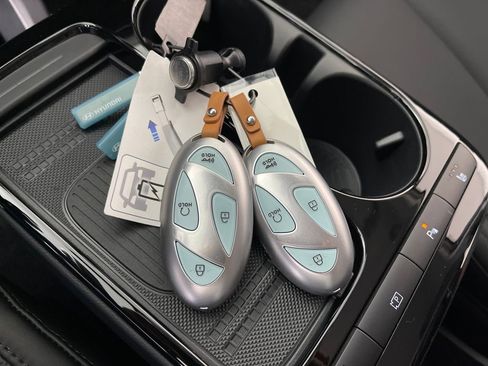 New 2026 Hyundai Ioniq 5 SEL image 26