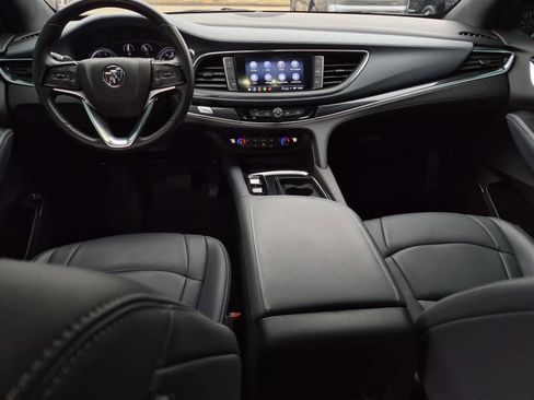 Certified 2024 Buick Enclave Essence w/ Experience Buick Package image 17