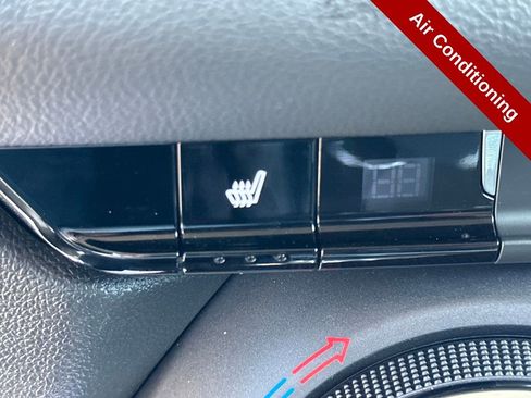 Used 2023 Chevrolet Blazer LT w/ Convenience Package image 36