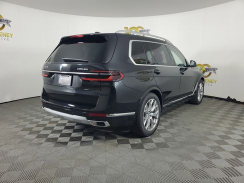 New 2026 BMW X7 xDrive40i image 7