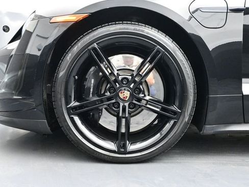 Certified 2021 Porsche Taycan 4S image 6