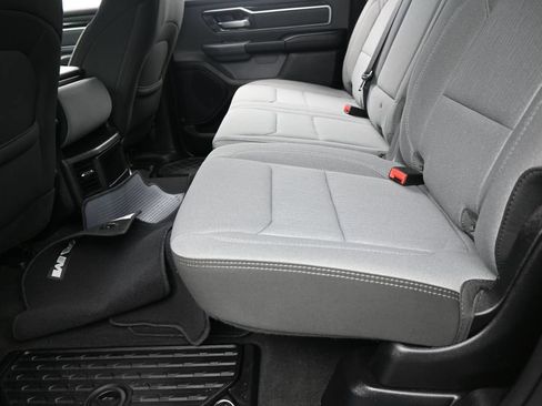 Used 2021 RAM 1500 Big Horn AWD/4WD image 30