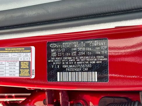 Used 2023 Hyundai Elantra SEL image 30