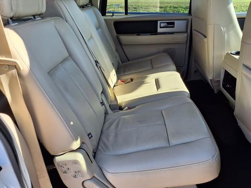 Used 2017 Ford Expedition EL XLT w/ Equipment Group 202A image 28