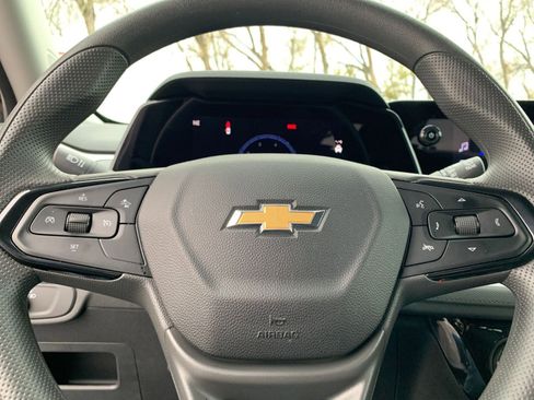 Used 2025 Chevrolet TrailBlazer LT w/ Driver Confidence Package image 25