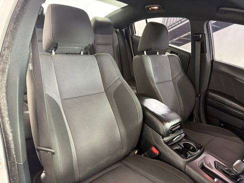 Used 2018 Dodge Charger SXT Plus w/ Blacktop Package RWD image 24