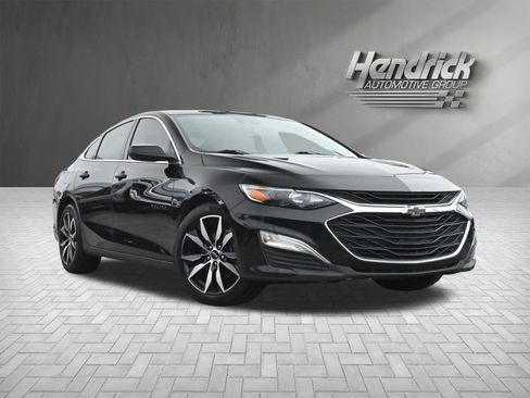 Used 2024 Chevrolet Malibu RS image 2