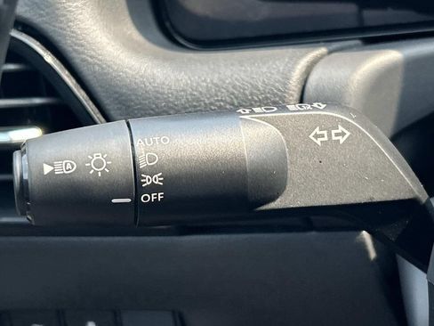 New 2026 Nissan Sentra SV w/ SV Convenience Package FWD image 29
