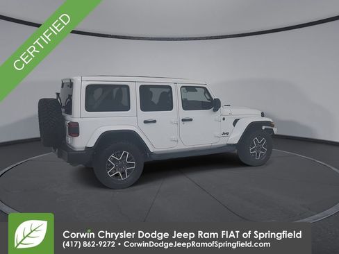 Certified 2025 Jeep Wrangler Sahara image 14