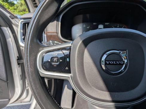Used 2018 Volvo S90 T5 Momentum w/ Convenience Package AWD/4WD image 13