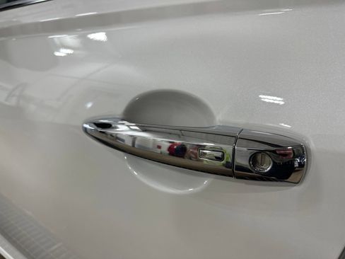 Used 2025 Nissan Altima 2.5 SL AWD/4WD image 11