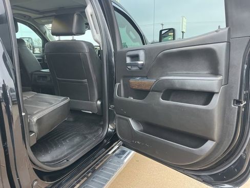 Used 2018 GMC Sierra 2500 Denali image 43
