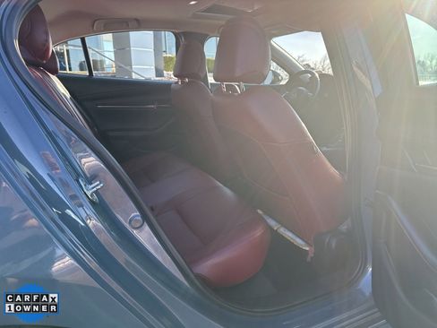 Used 2024 MAZDA MAZDA3 s image 27