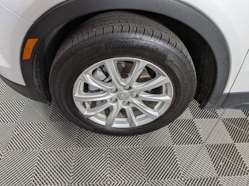 Certified 2023 Cadillac XT4 Luxury w/ Cold Weather Package image 26