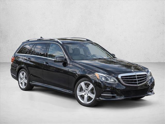 Used 2014 Mercedes-Benz E 350 4MATIC Wagon image 3
