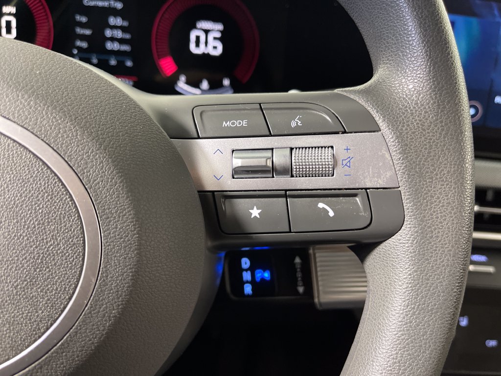 Certified 2025 Hyundai Sonata SEL FWD image 30