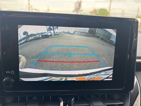 Used 2024 Toyota Corolla LE image 3