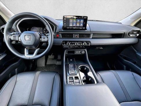 Used 2023 Honda Pilot EX-L image 16