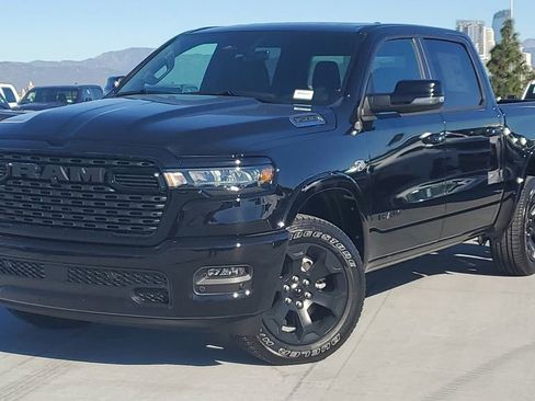 New 2026 RAM 1500 4x4 Crew Cab image 33