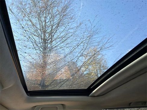 Used 2013 Toyota 4Runner SR5 image 12