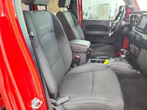 Used 2021 Jeep Wrangler Unlimited Sahara image 35