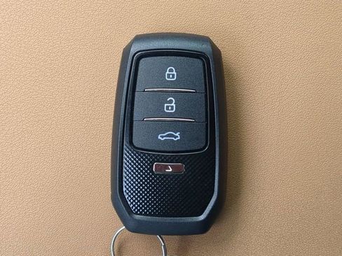 Used 2025 Lexus NX 250 FWD w/ Accessory Package (Z2) image 35