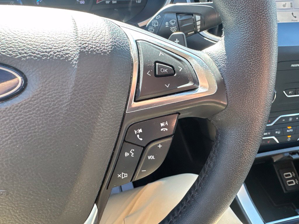 Used 2019 Ford Edge SEL w/ Equipment Group 201A AWD/4WD image 19