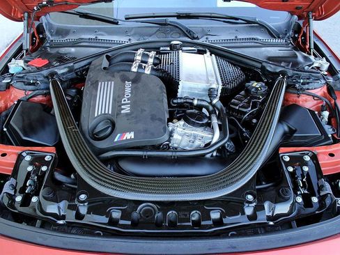 Used 2018 BMW M4 Coupe w/ Competition Package image 22