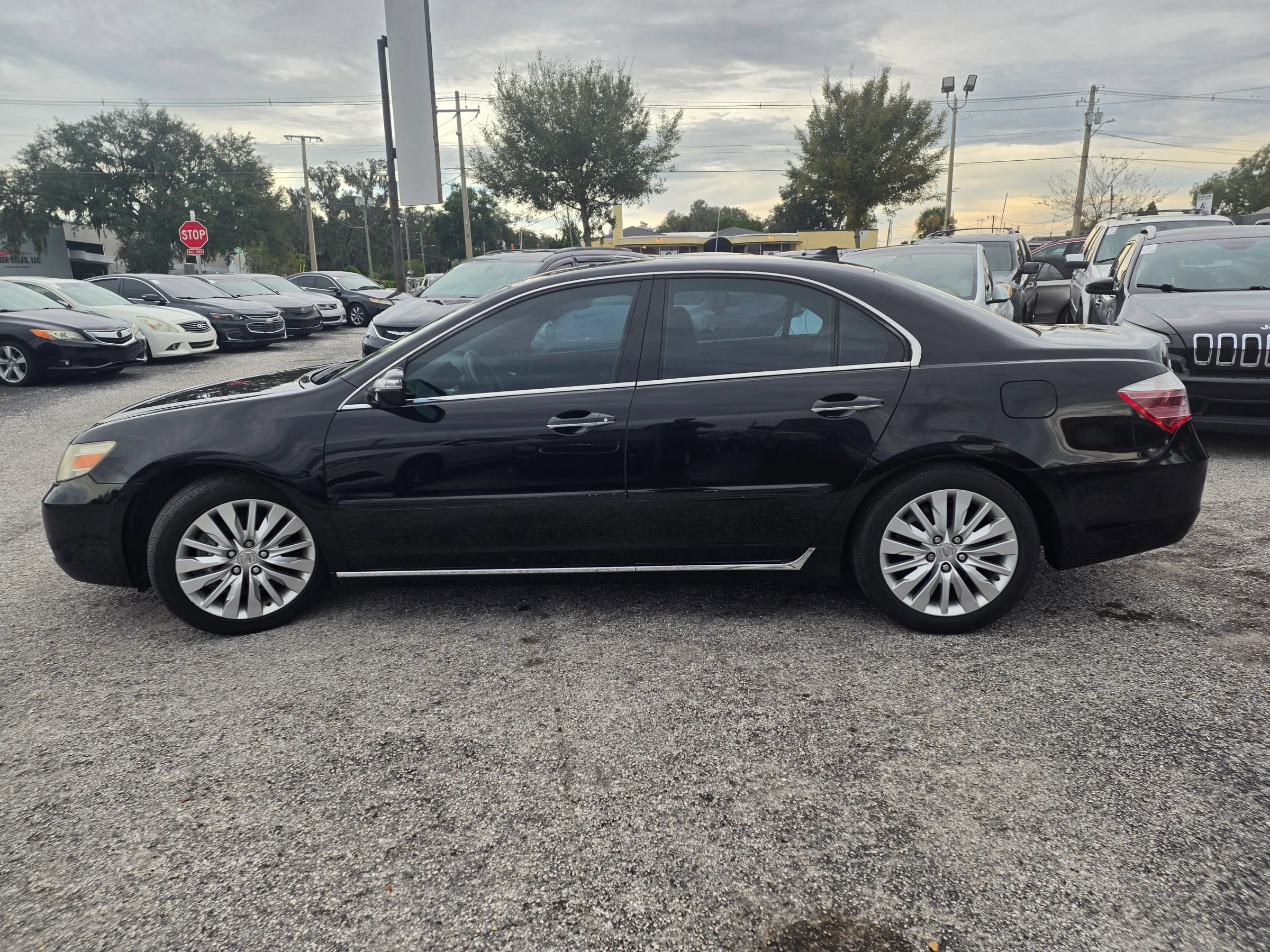 Used 2011 Acura RL AWD/4WD image 4