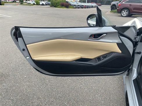 New 2025 MAZDA MX-5 Miata RF Grand Touring w/ Appearance Package image 11