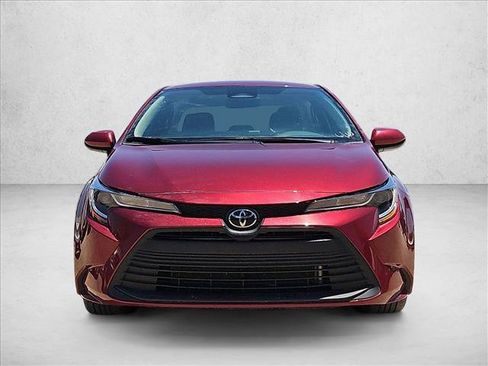 Used 2024 Toyota Corolla LE FWD image 2