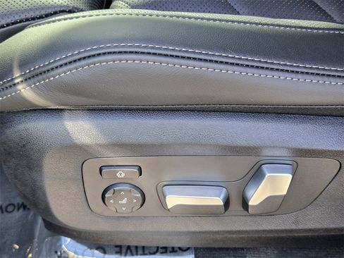 New 2026 BMW X5 xDrive50e w/ M Sport Package image 26