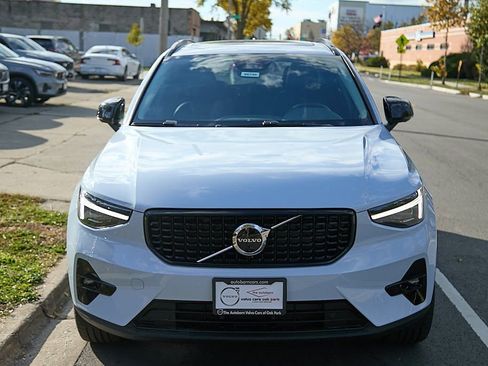 New 2026 Volvo XC40 B5 Plus w/ Protection Package Premier image 5