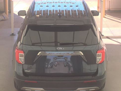 Used 2023 Ford Explorer XLT w/ Equipment Group 202A image 10