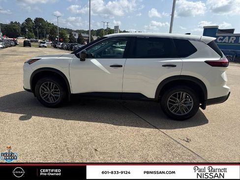 Certified 2026 Nissan Rogue S FWD image 15