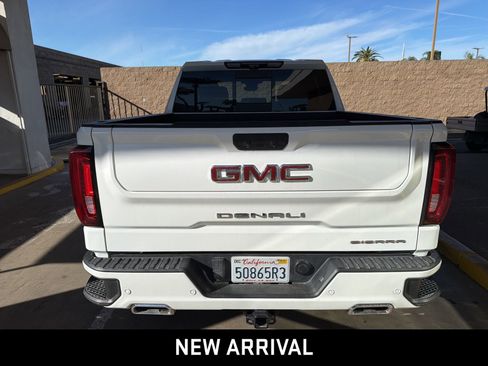 Used 2022 GMC Sierra 1500 Denali w/ Denali Reserve Package image 5