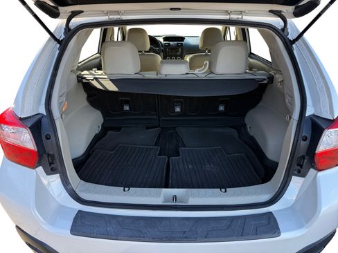 Used 2013 Subaru Crosstrek 2.0i Limited w/ Popular Pkg 2 image 17