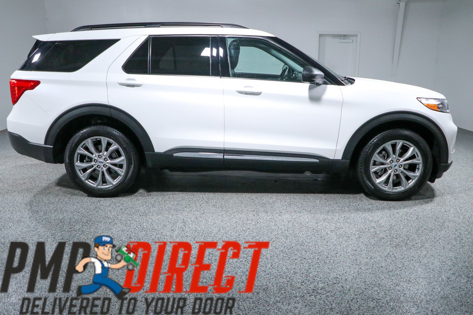Used 2023 Ford Explorer XLT w/ Equipment Group 202A AWD/4WD image 6