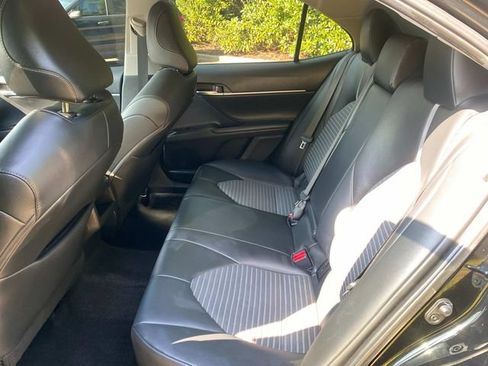 Used 2024 Toyota Camry SE FWD image 9