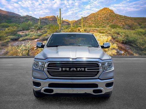Used 2023 RAM 1500 Laramie AWD/4WD image 5
