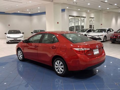 Used 2016 Toyota Corolla LE image 4