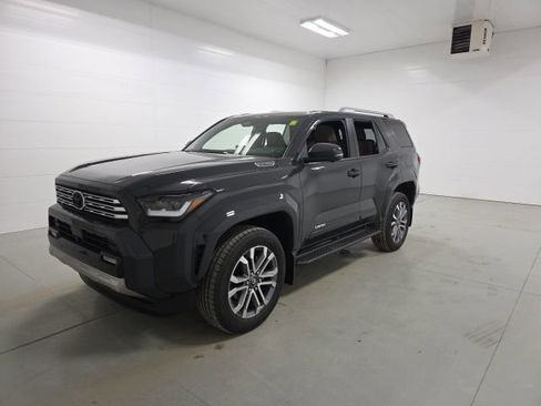 New 2026 Toyota 4Runner Limited AWD/4WD image 3