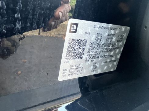 Used 2019 GMC Yukon XL Denali w/ Denali Ultimate Package image 18