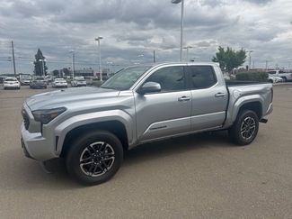 Used 2025 Toyota Tacoma TRD Sport video 1