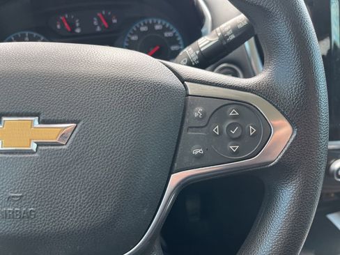 Used 2021 Chevrolet Traverse LS FWD image 14