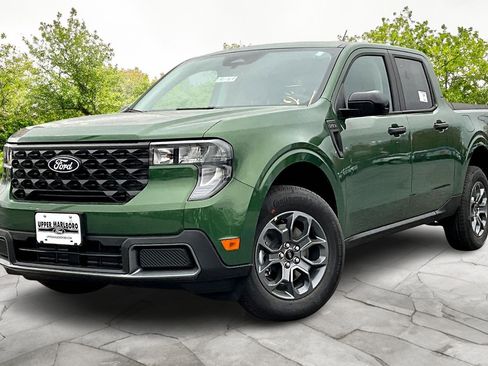 New 2025 Ford Maverick XLT w/ XLT Luxury Package image 2