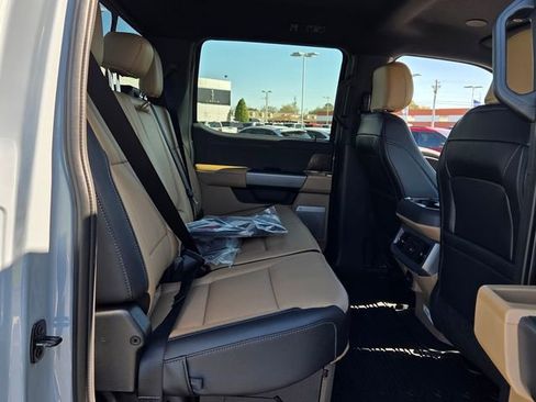 New 2026 Ford F250 Lariat w/ Lariat Ultimate Package AWD/4WD image 16