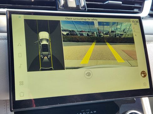 Certified 2024 Jaguar F-PACE R-Dynamic S image 24